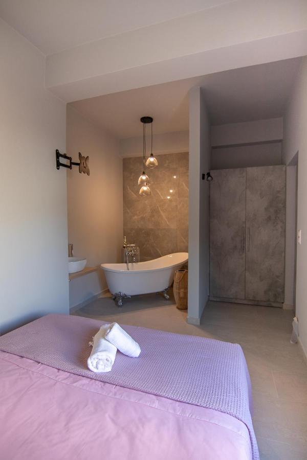 Georgianna'S Suite With Private Pool , 'Greysuite' Kómboi エクステリア 写真