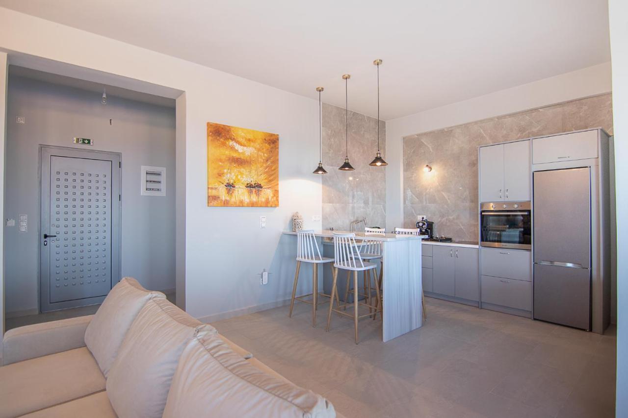Georgianna'S Suite With Private Pool , 'Greysuite' Kómboi エクステリア 写真